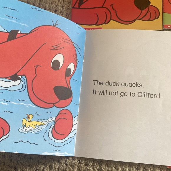 Clifford the Big Red Dog Scholastic Phonics Reading Program-12 Books - Picture 2 of 2